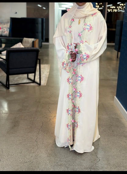Desert Bloom – 3 Piece Abaya Set